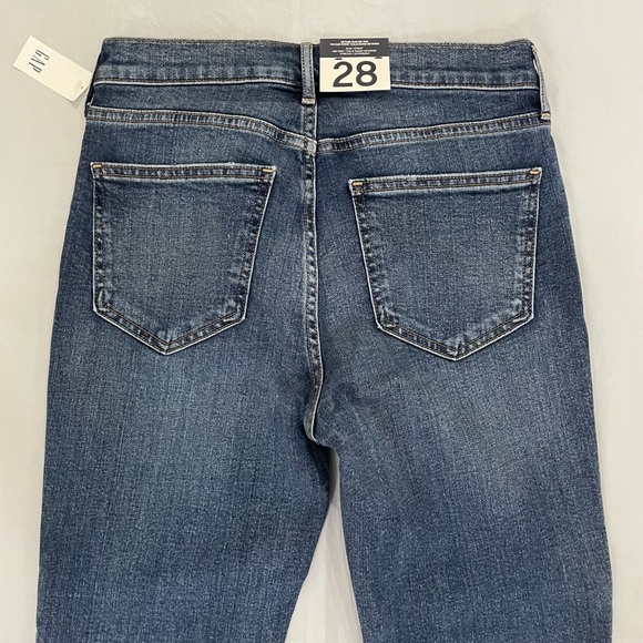 Gap vintage slim mid rise jeans, medium blue, size 28 (6) - Picture 7 of 7